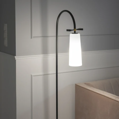 Lampa stojąca nowoczesna  BOW czarna F01145BK - Cosmo Light